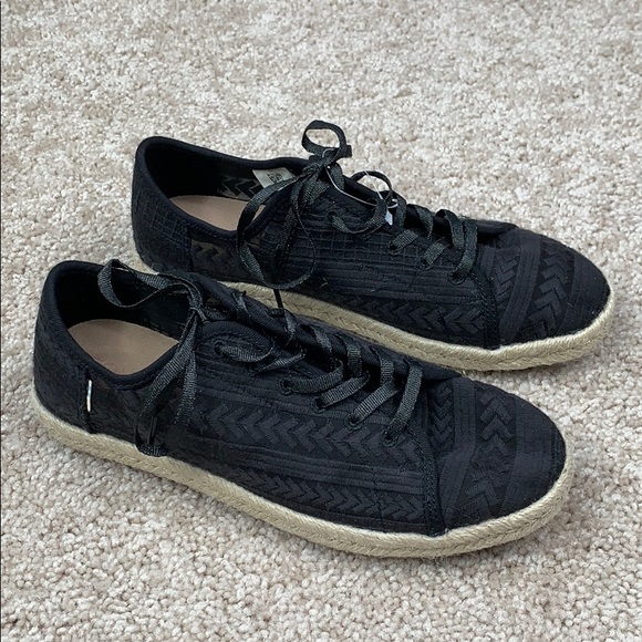 Toms Shoes Nwot Toms Lena Black Arrow Espadrilles Sz Poshmark